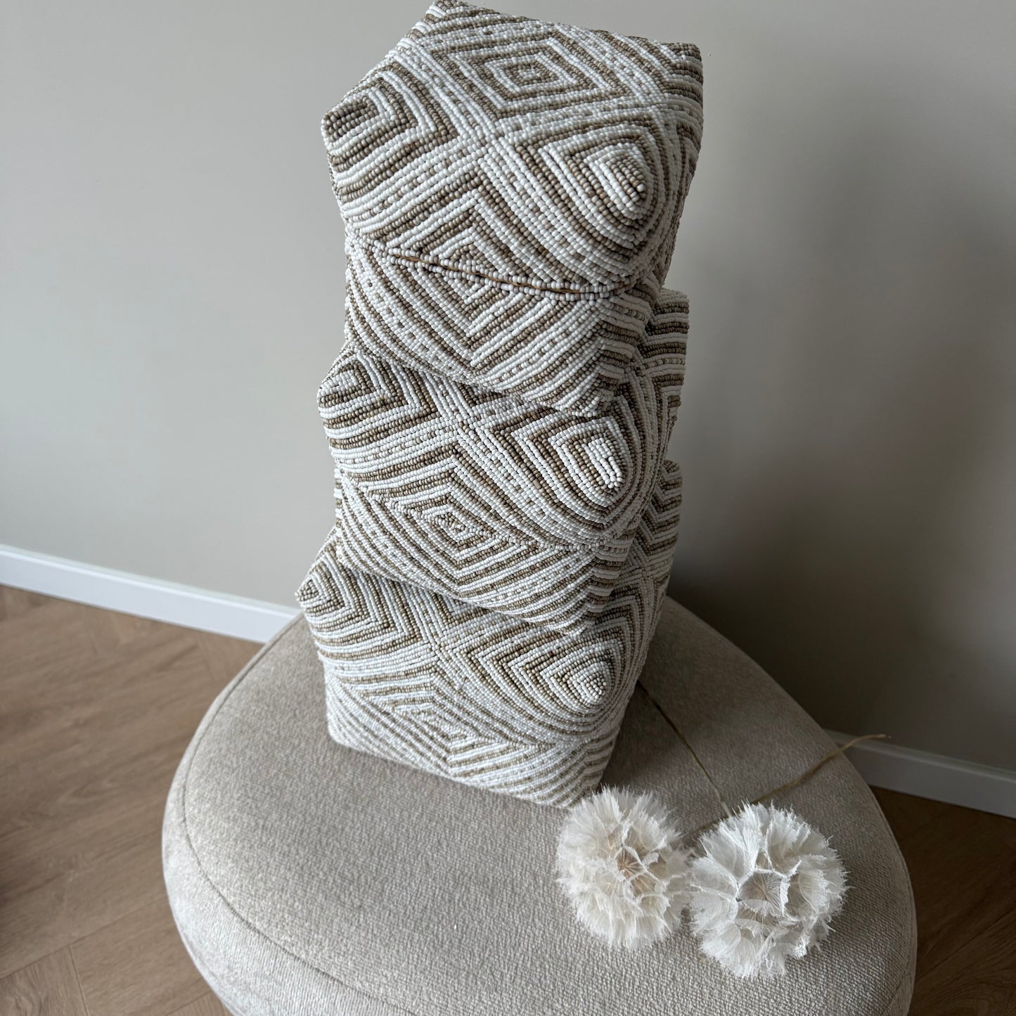 Kralen offermanden | Beige White