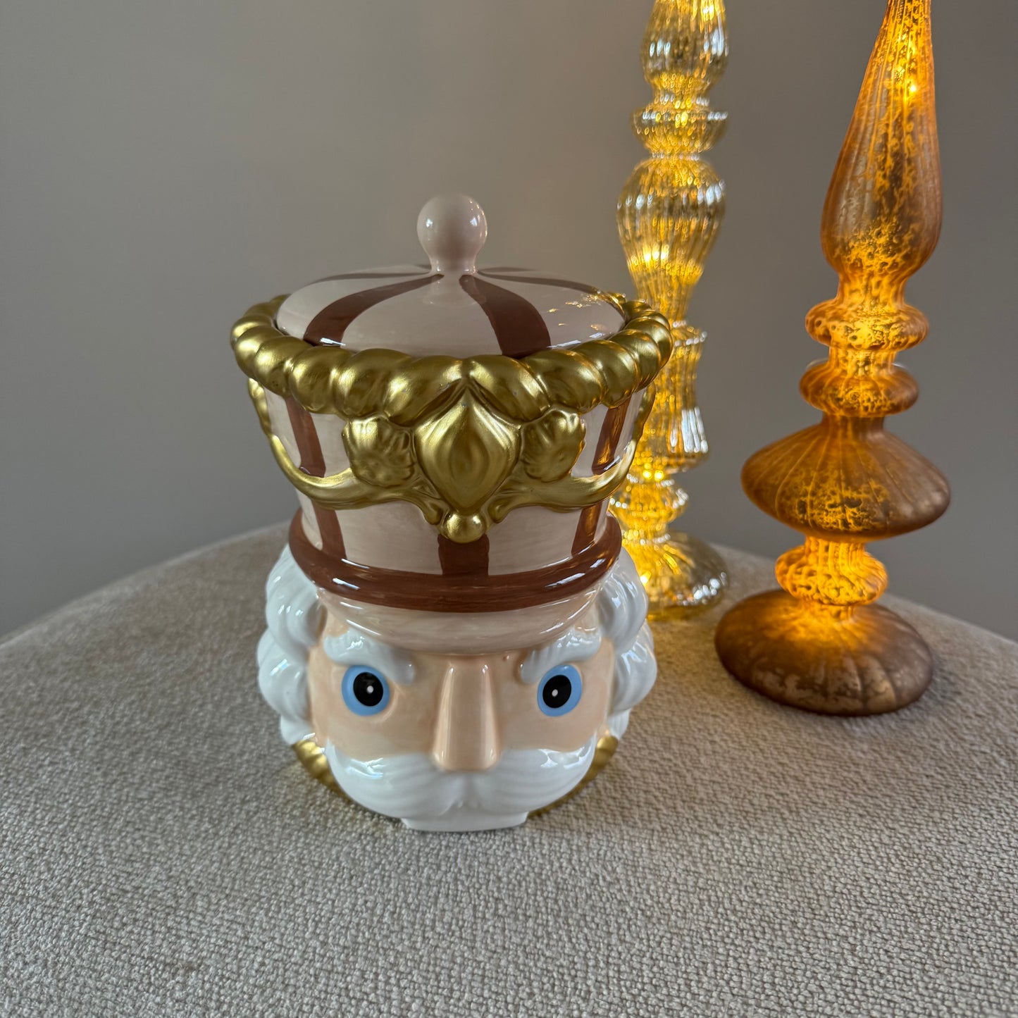 Snoeppot notenkraker - Sand