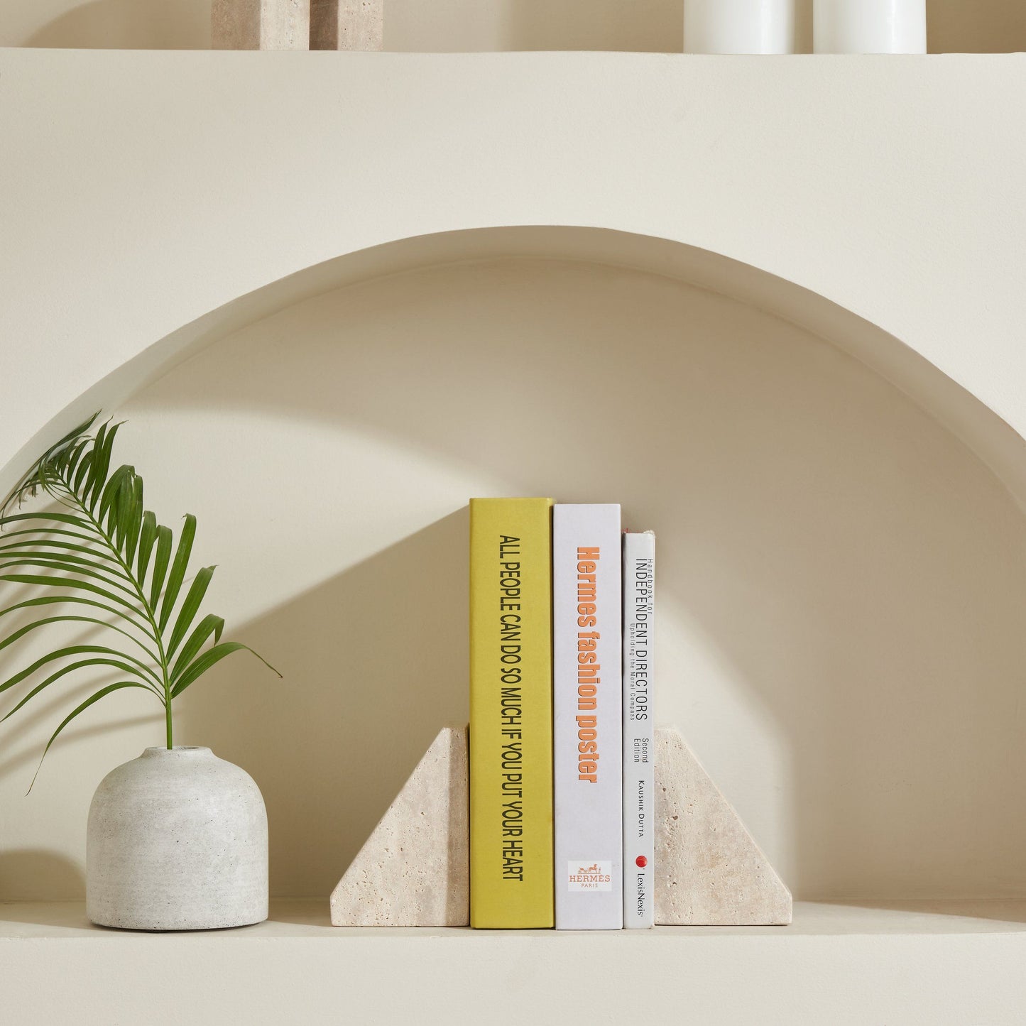 Aardewerk ornament / boekensteun